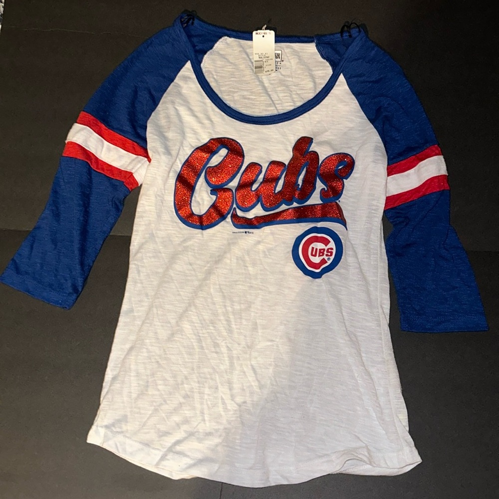 New Era Women’s cubs shirt white